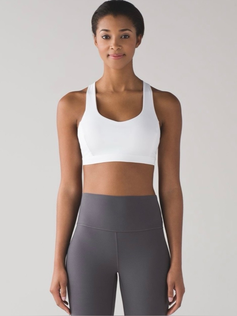 Lululemon Free To Be Serene White Scoop Neck Sports Bra, size 6 athletic casual